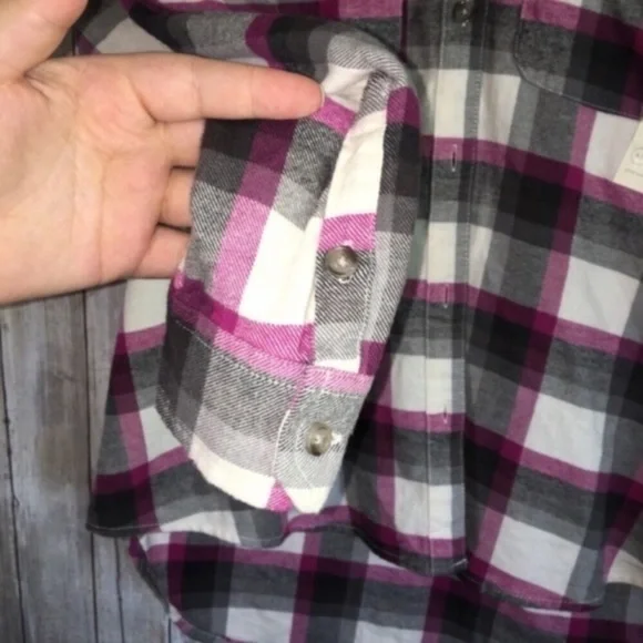 NWT Universal Thread Purple & Black Plaid Button Down - Picture 3 of 5
